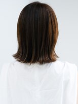 エインアンリー 表参道(AIN.ANLY.) ◯ぱっつん前髪流し前髪薄めバング短めバング顎ライン耳かけボブ