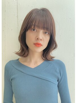 ビーチ(BEACH) レイヤーボブくびれヘア透け感ブラウンベージュカラー