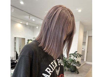 ユエン(YUEN)の写真