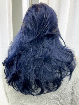 エトワール(ETOILE) ブルーカラー/レイヤーカット/ハッシュカット/韓国レイヤー