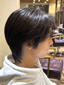 オーシャントーキョー(OCEAN TOKYO) 韓国マッシュフェザーパーマニュアンスパーマセンターパート黒髪