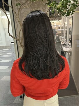 トータルビューティーサロン プリエ(prier) ワンカールレイヤー/ロングレイヤーカット/グレージュカラー