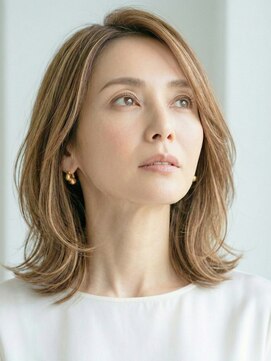 サンタフェ 名駅店(Santa'Fe) 白髪ぼかし似合わせ/小顔カット/ミディアムレイヤー/1