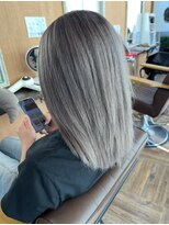 ラッシュヘアエン(Rush hair en)&nbsp;グレーカラー