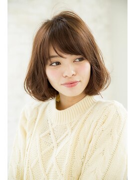 ジョエミバイアンアミ(joemi by Un ami) 【joemi 】ノームコアでやわらかいナチュラルボブ（花野）