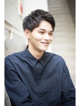 テテ(TETE) 刈り上げスタイル