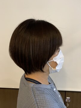 ブロッサム 若葉店(Blossom) 短すぎないショートボブ20代30代40代
