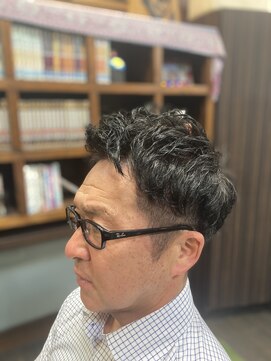 バーバーファースト(BARBER FIRST) アップバング