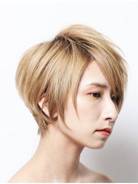 ヘア デザイン リスク(HAIR DESIGN RISK) 【RISK 高橋勇太】金髪でシルエットが完璧な束感ベリーショート