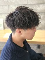 ニアウ 伊勢崎連取店(Niau)&nbsp;刈り上げマッシュショート波巻きツイストスパイラルパーマ