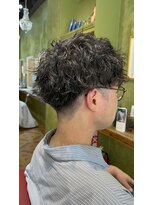 サロンドジョー(salon de joe) ツイストスパイラルパーマメンズマッシュ刈り上げ 奥東巧真