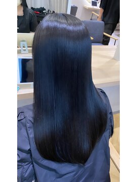 ジーナ 福岡天神(Zina) Deep Grayge × Premium髪質改善トリートメント