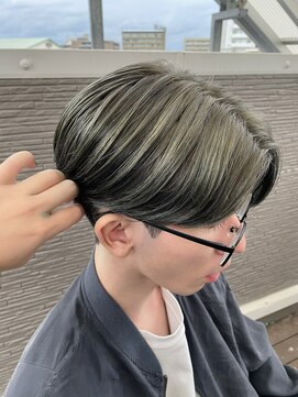 シリー(SILLY) マットなオリーブカラー