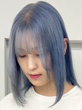 ウィコ 新宿(WICO) ペールシルバーブルー[新宿駅/デザインカラー/レイヤーカット]