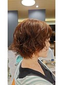 オレンジカラーが軽さをプラス♪ショートボブ×スパイラルパーマ