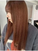 ハイライトカラーミルクティーベージュレイヤーカット