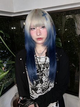 キイ 原宿 表参道(K.e.y) ルーツカラー シルバーカラー 十字架 デザインカラー