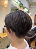アッシュ/スタイリッシュショートボブ