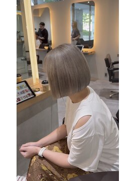 サロンドミルク 新百合ヶ丘店(salon de MiLK) ミルクティーベージュグレージュシルバーボブ新百合ヶ丘