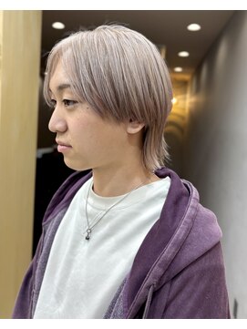 イギー(igggy) ハイトーンピンクベージュ☆ウルフヘアスタイル