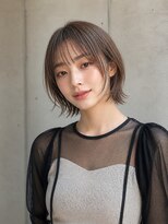 カリーナ(Carina)&nbsp;【小顔見え】抜け感くびれショートボブ