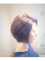 ヘアーメイク アイボリー(Hairmake IVORY)&nbsp;お手入れ簡単♪前下がりスタイル