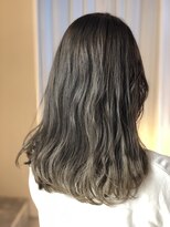 プールトワ(pour toi)&nbsp;外国人風アイスグレージュ