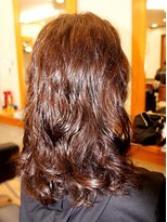 ヘアーライズ Hair Rise キュールで大きいウェーブヘア♪