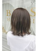 アッシュベージュ×外ハネボブ