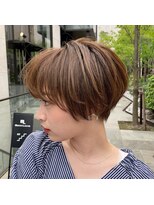 アクト 原宿(ACT)&nbsp;前髪あり耳掛け丸みくびれショートボブ20代30代40代50代