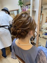 ロカット サロン(Roquat Salon)&nbsp;シニヨンミディアムヘアアレンジ【ヘアアレンジ/立川/立川南】