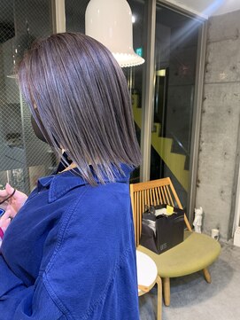 ブルックス 『カット＋ハイライトブリーチ』hit☆8hs BROOKS 青山／表参道