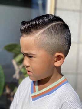 ワンワンオー バーバーショップ 長浜店(@110 BARBER SHOP) キッズカット