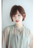 ピンクベージュ×ショートボブ