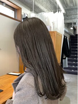 ニール 名古屋 伏見 丸の内(NEELU) 【Neeluscuro_take】透明感オリーブベージュ