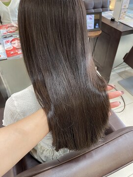 フォルテ 草薙店 透明感カラー オリーブグレージュ