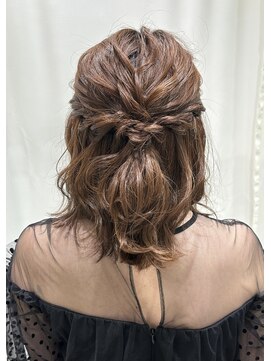 サクララ(Sakura la) ふわふわハーフアップ♪/結婚式お呼ばれヘア/参列ヘア/ボブ