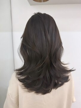ムード(MOOD,) 暗めカラー/グランマッシュ[レイヤーカット/髪質改善/銀座]