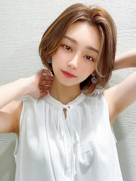 アフロート エル 錦糸町(AFLOAT L) 30代40代美髪ショートレイヤー極細ハイライト