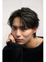 ステージ(STAGE)&nbsp;ニュアンスパーマ　センターパート　ダウンパーマ