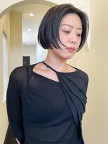 ウシワカマル ミライ(USHIWAKAMARU MIRAI)&nbsp;・広がりを抑えるタイトな切りっぱなしボブ【地域No.1ボブ】