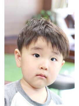 ビアージュ(Viage) 【ちびっ子でもオシャレに】ツーブロックショート