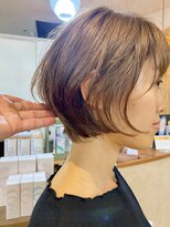 トレヴァーデルチザン(TREVOR DE'RTISAN)&nbsp;ショートカット×暖色シルバー