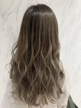 リー 京橋(Lee) グレーベージュカラー 山下志穂