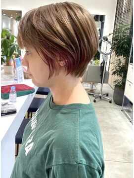 ステアケース 武蔵小杉店(stair:case) 大人くびれショート/インナーカラーハイライト/髪質改善30代40代