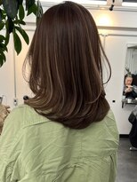 ジルブラン(JIL BLAN) ハイライトバレイヤージュダブルカラーショートカット30代40代
