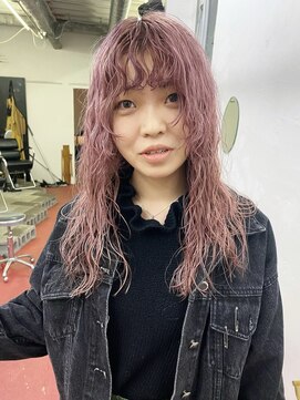 フィン(fin,) fin,/ブリーチ/パーマ/ハイトーン/ダブルカラー/インナーカラー