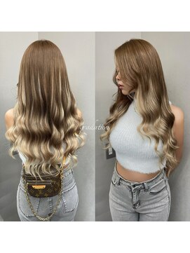 エミーバイモアムー(Emmie byMoremuu) ［南越谷YU-TA］エクステグラデーション