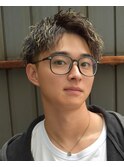 金メッシュ縦落ちツイストスパイラルパーマショートアップバング