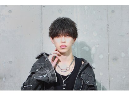 レイ(REI)の写真